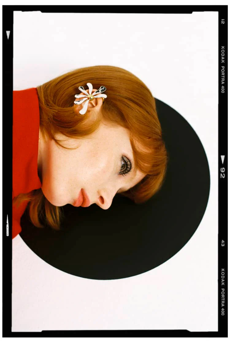 Daisy Flower Ear Cuff - Image 4